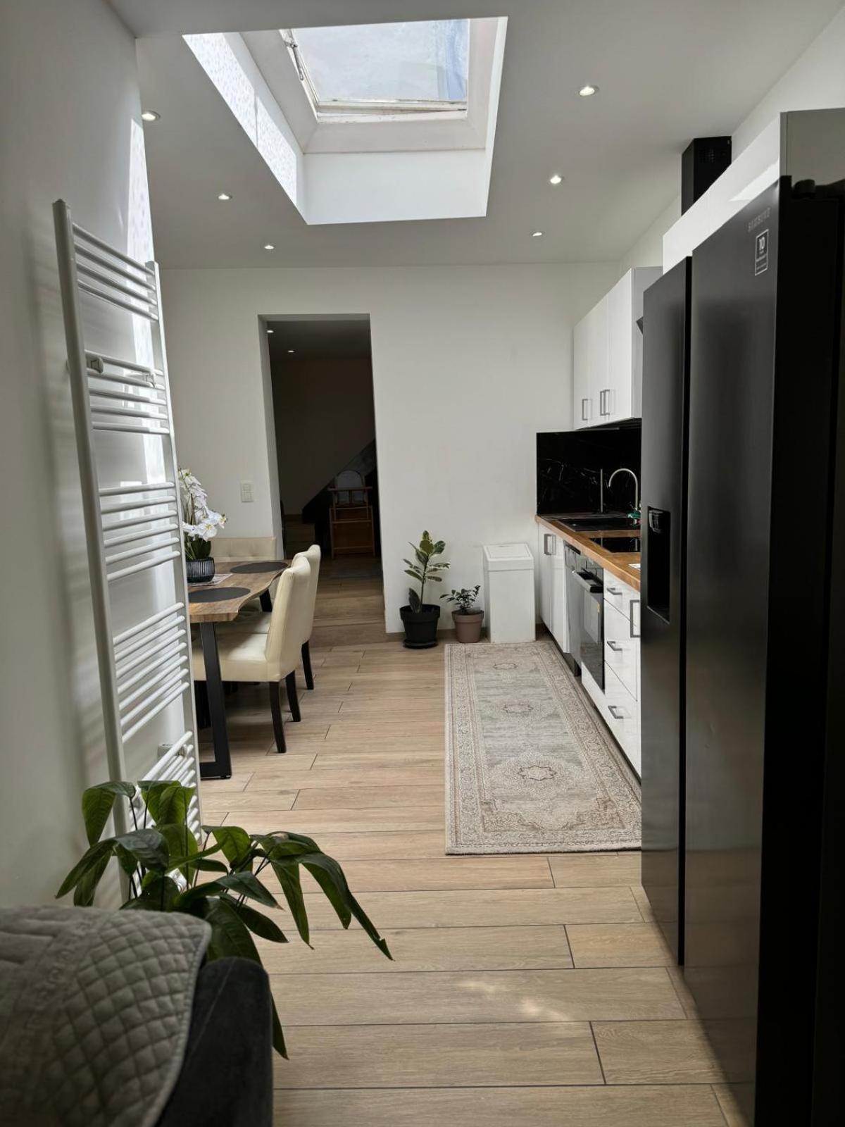Apartment Maison Fontaine Du Saxophone Dinant